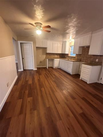 Building Photo - 1210 W Hall St