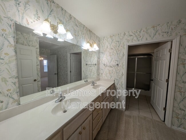 Building Photo - 6947 E 46th Pl