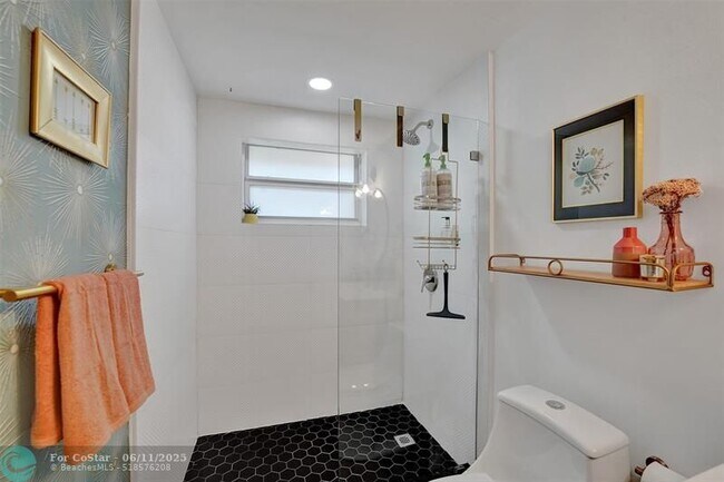 Building Photo - 2513 Whale Harbor Ln