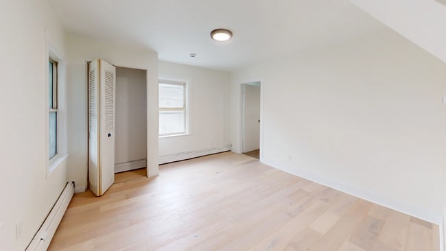 Building Photo - 71 Water St