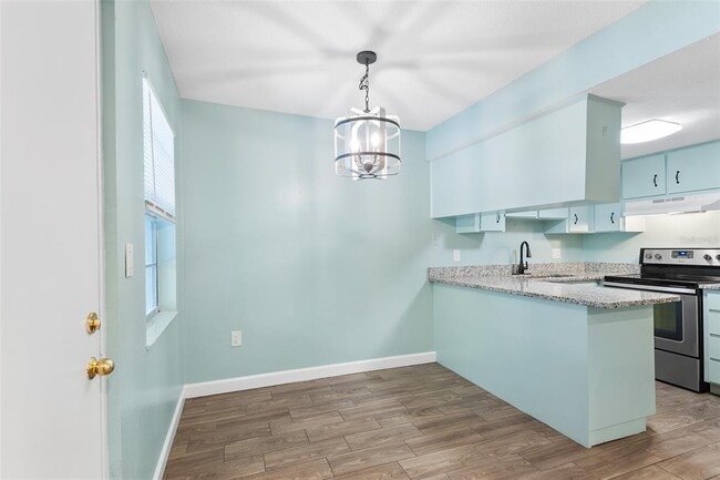 Building Photo - 555 62nd St S