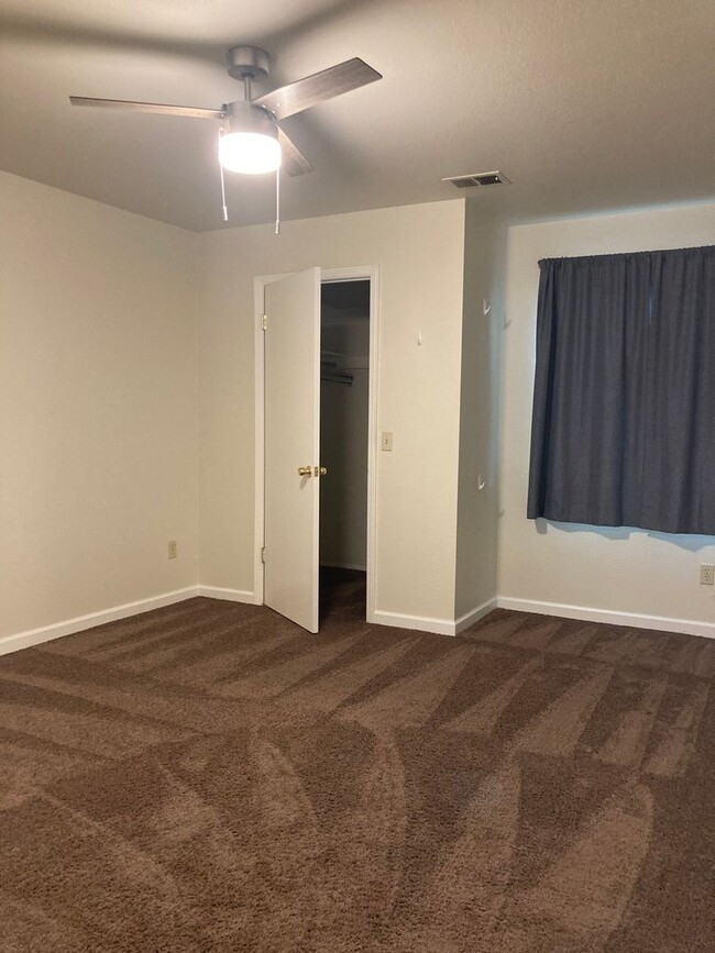Building Photo - **Available Now!!**