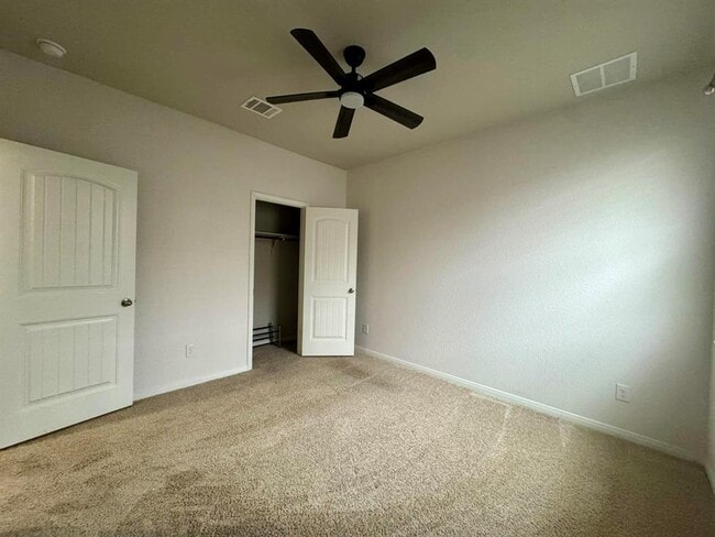 Building Photo - 251 Cherry Laurel Ln