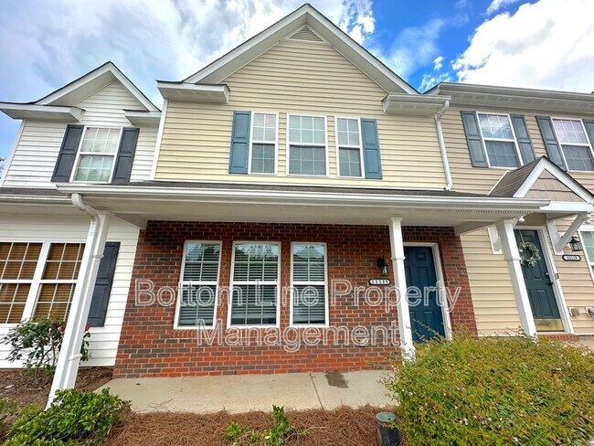 Primary Photo - 11115 Derryrush Ave