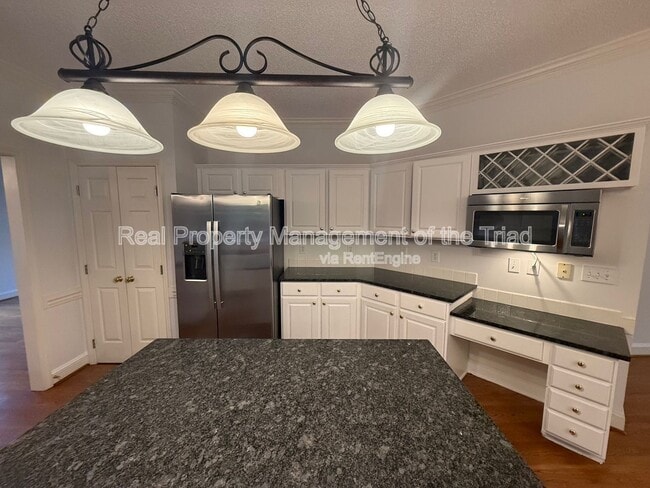 Building Photo - 4210 Shoal Creek Dr