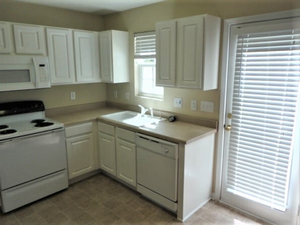 Building Photo - 1209 Plexor Ln