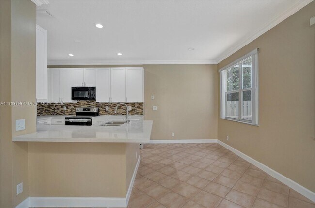 Building Photo - 797 Chimney Rock Rd