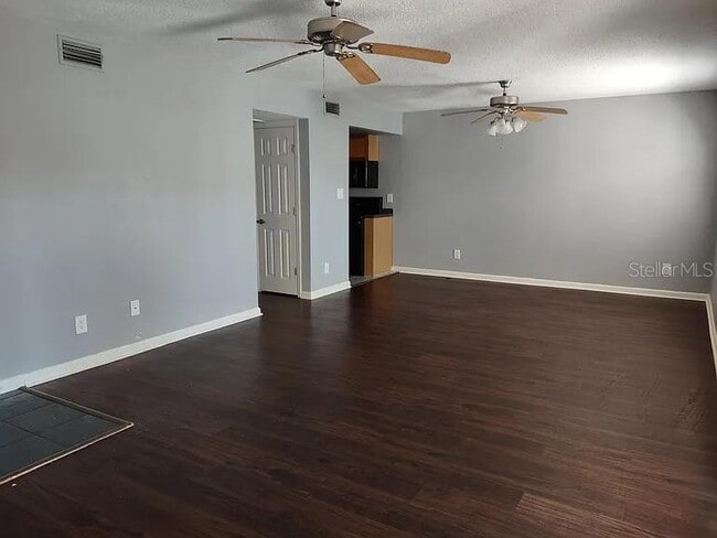 Building Photo - 3893 Pompano Dr SE