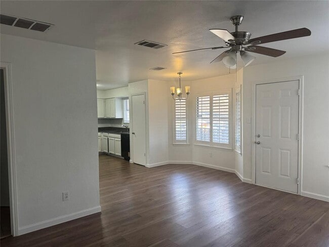 Building Photo - 14045 Maricella Ln