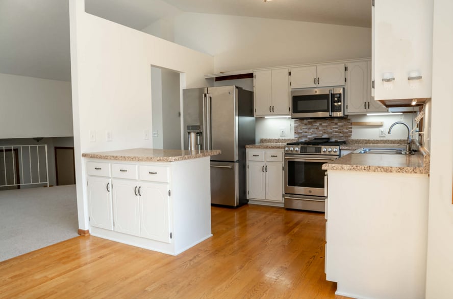 Building Photo - 1180 Lincoln Ct