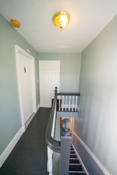 Building Photo - 517 High St