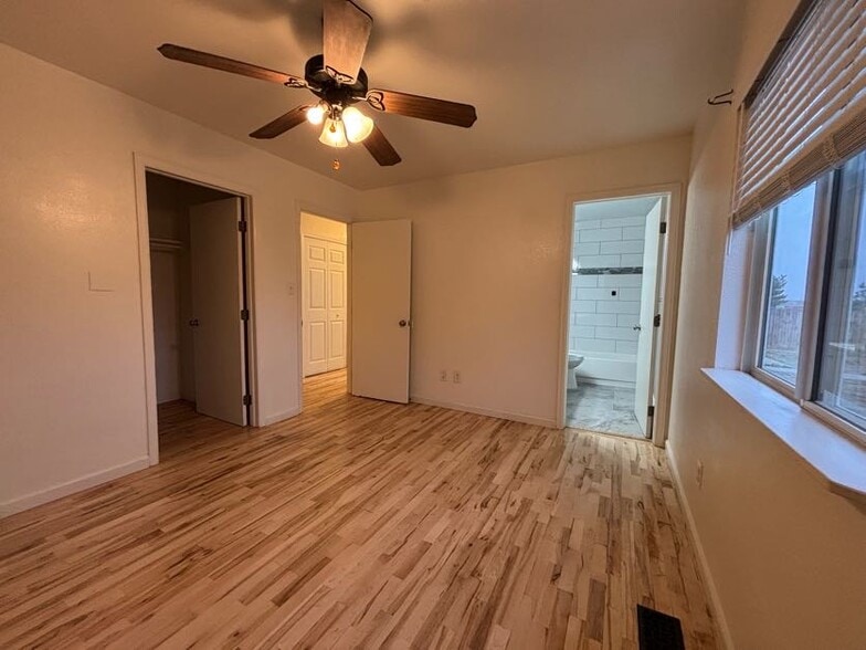 Primary Bedroom - 160 E Eads Dr