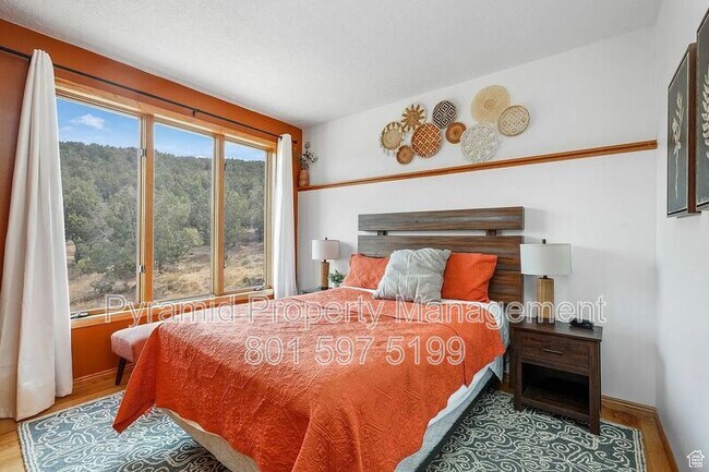 Building Photo - 14600 S Shaggy Mountain Rd