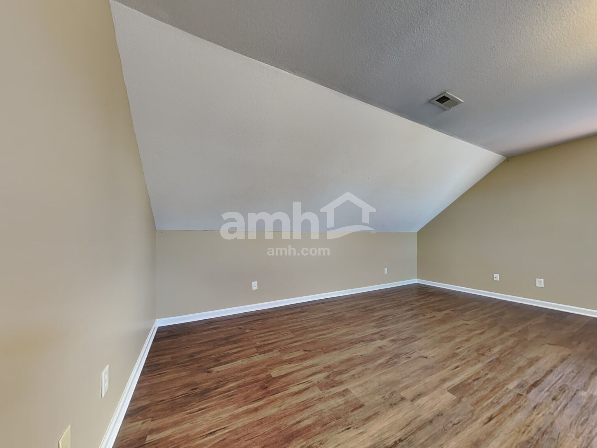 Building Photo - 5716 Capeside Ln