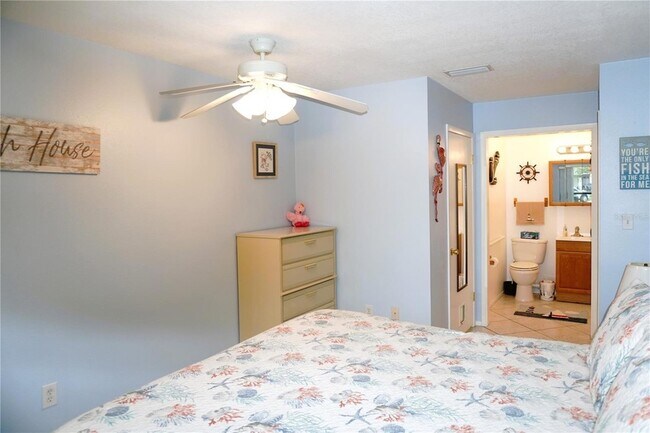 Building Photo - 4330 Tahitian Gardens Cir
