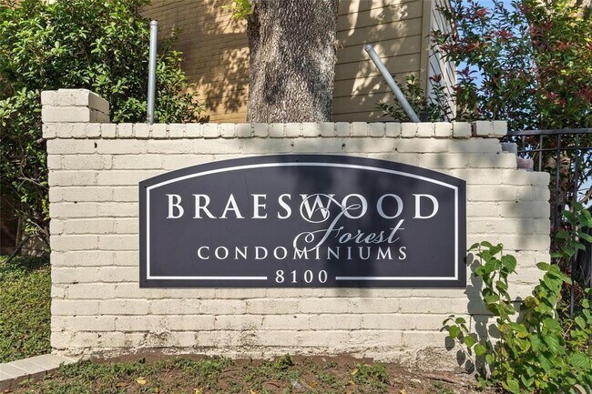 Primary Photo - 8100 Creekbend Dr