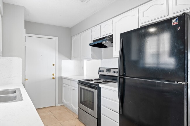 Building Photo - 2942 Heritage Colony Dr