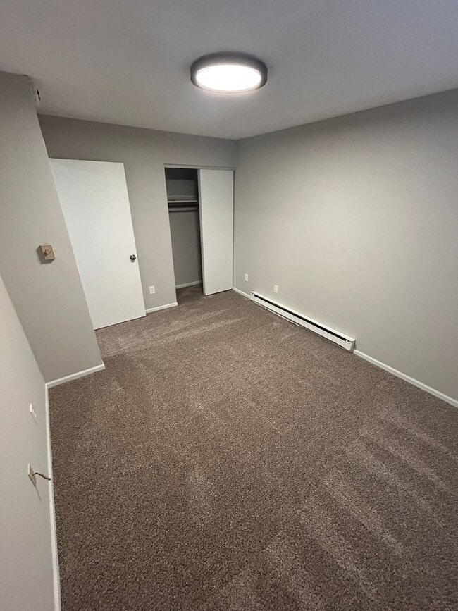 Building Photo - Rent Promotion - $500 off 2nd Month Rent!!!