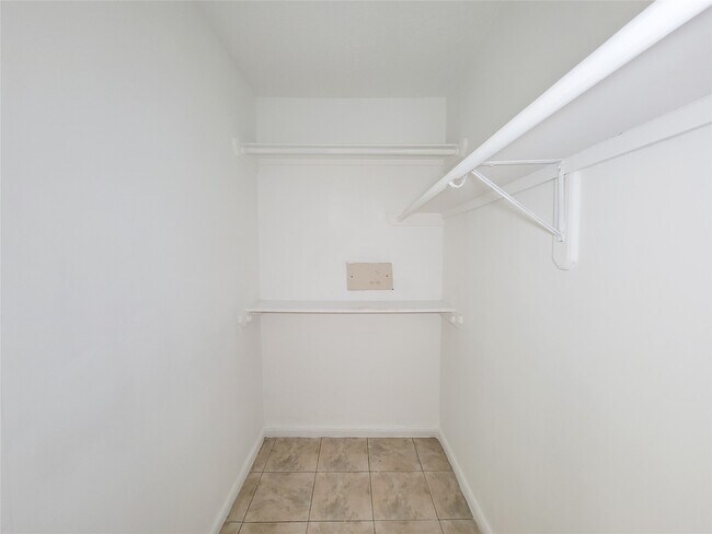 Building Photo - 3307 Pine Dust Ln