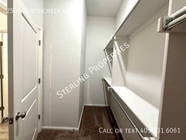 Building Photo - 2501 Northcreek Ln
