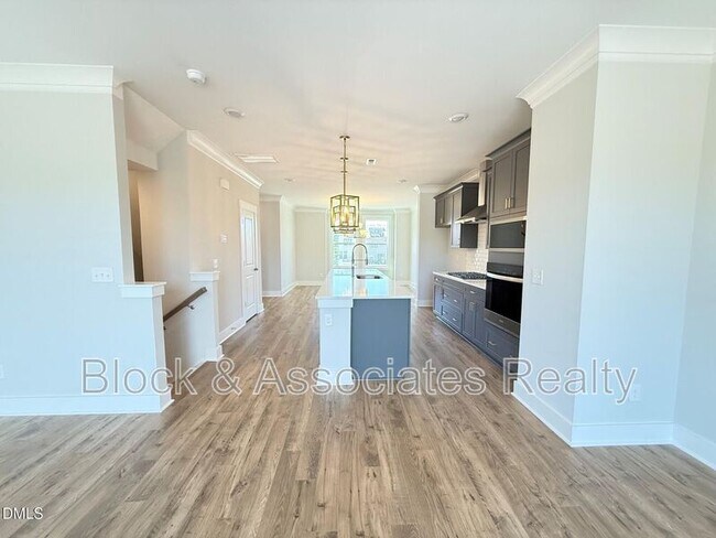Building Photo - 776 Ballyneal Aly