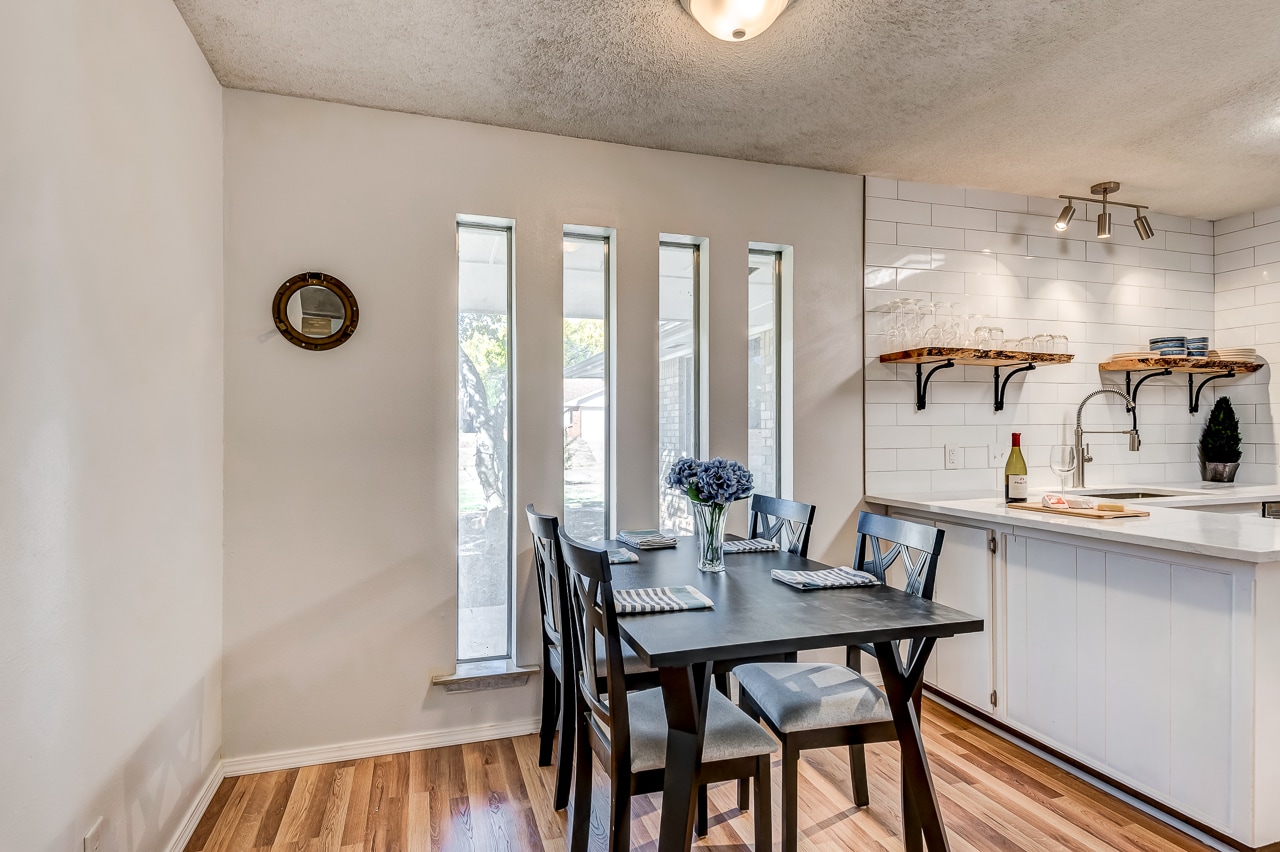 Building Photo - 705 N Dryden Cir