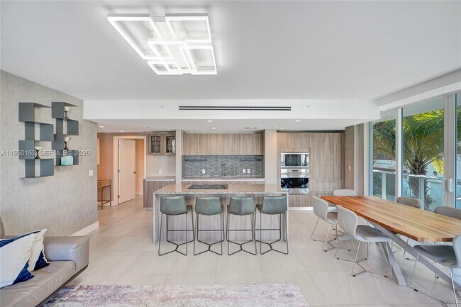 Building Photo - 1170 101st St