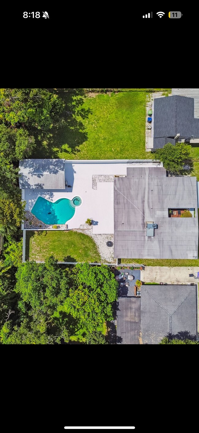 Building Photo - 3909 N Clearfield Ave