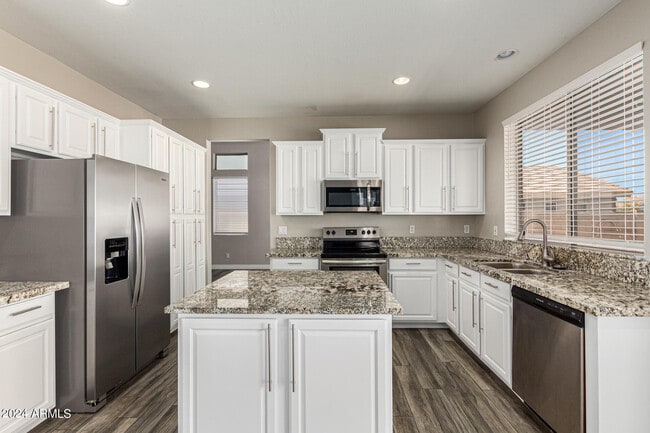 Building Photo - 3550 W Magellan Dr