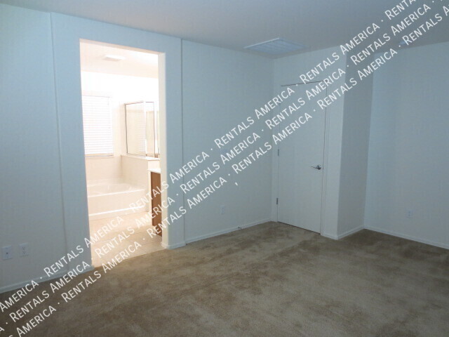 Building Photo - 2417 N 73rd Dr