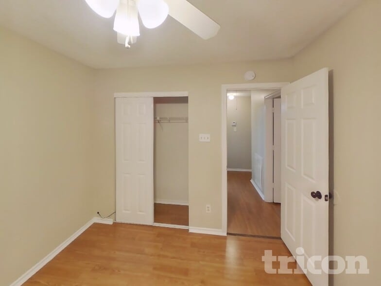 Building Photo - 1424 Savannah St