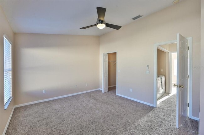 Building Photo - 9805 Carlsdale Dr