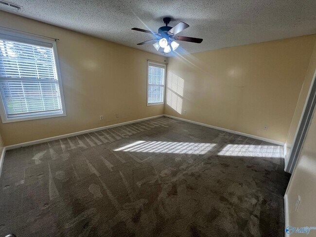 Building Photo - 108 Ann Bradley Dr