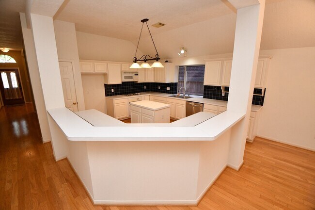Building Photo - 1215 Wood Haven Ct