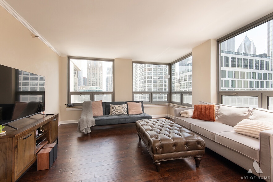 Building Photo - 440 N Wabash Ave