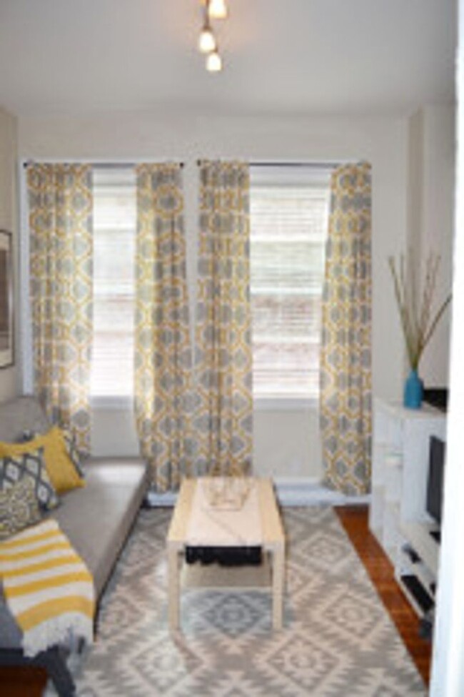 Building Photo - North End - 2 bedroom apartment - 9/1