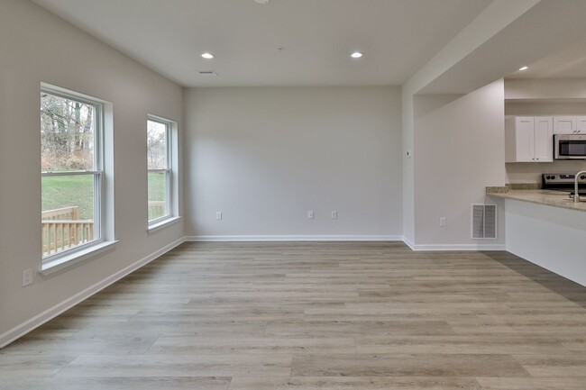 Building Photo - Brand-new construction 3 bedroom townhouse...