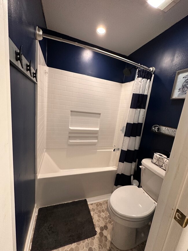 Building Photo - 4654 US-70