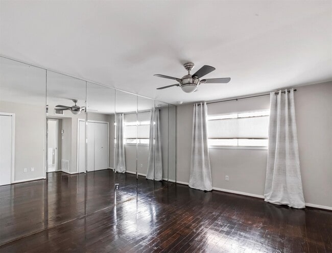 Building Photo - 309 Stratford St