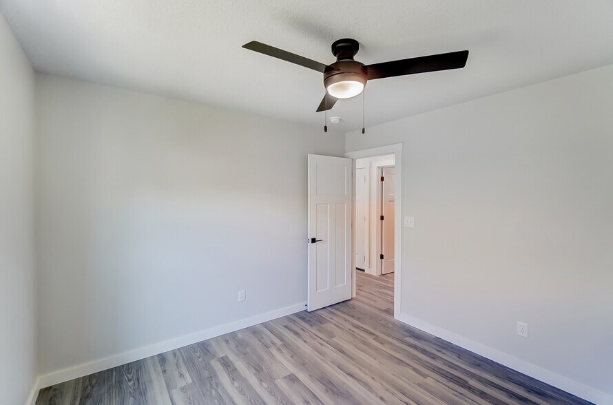 Building Photo - 3011 Cletus Pky