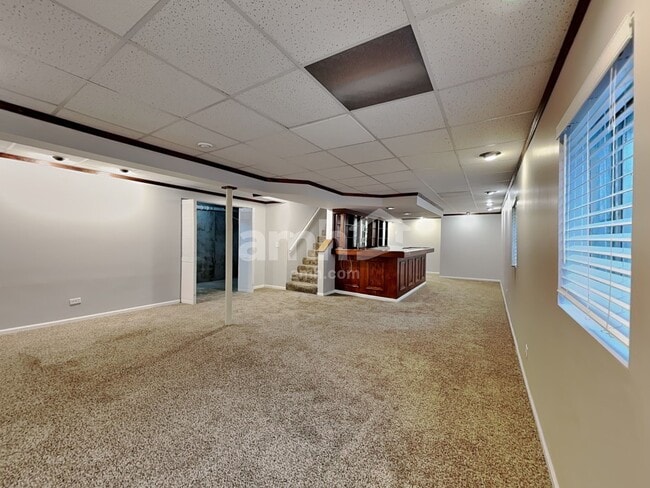 Building Photo - 8601 Sycamore Ct