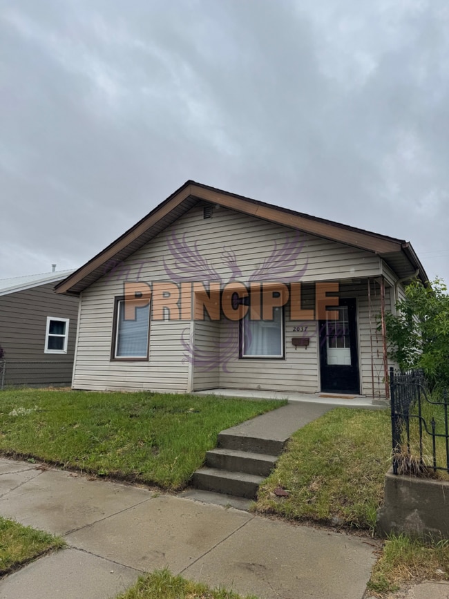 Building Photo - 2-Bedroom House in Prime Downtown Butte Location