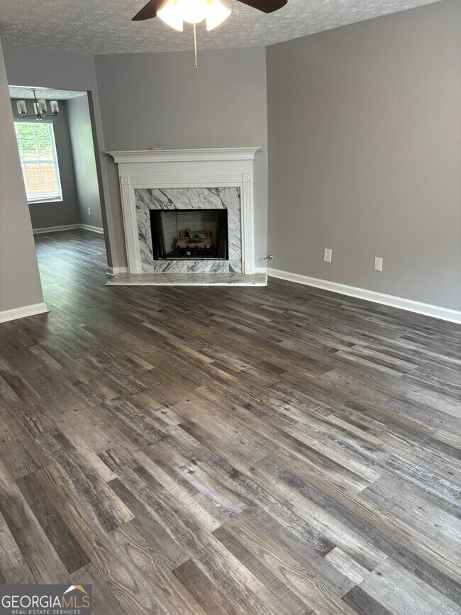 Building Photo - 5739 Windfall Ln