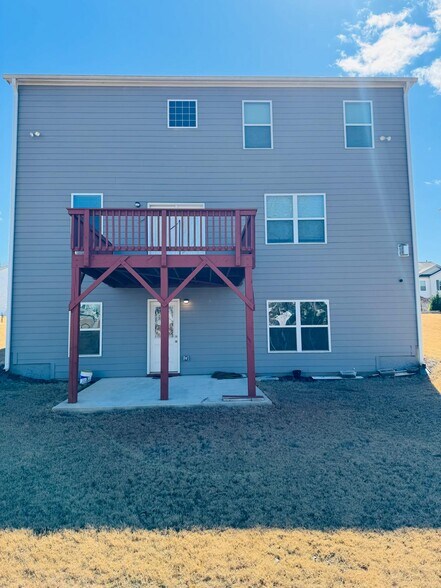 Building Photo - 4685 Trefoil Path