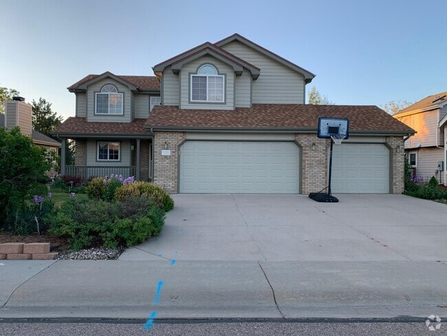Building Photo - 2232 Sweetwater Creek Dr