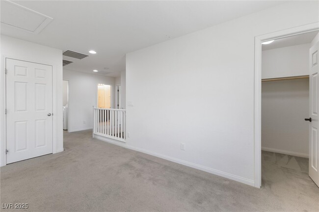 Building Photo - 10925 Jordyn Hill St