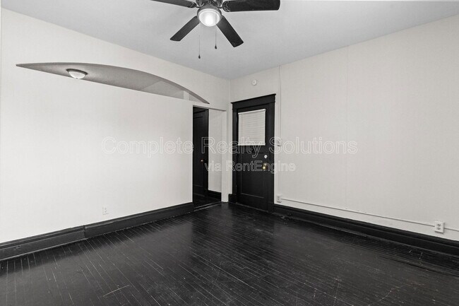 Building Photo - 4301 S 38th St
