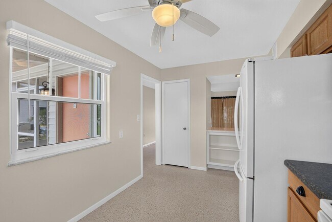 Building Photo - Affordable Sun city Home