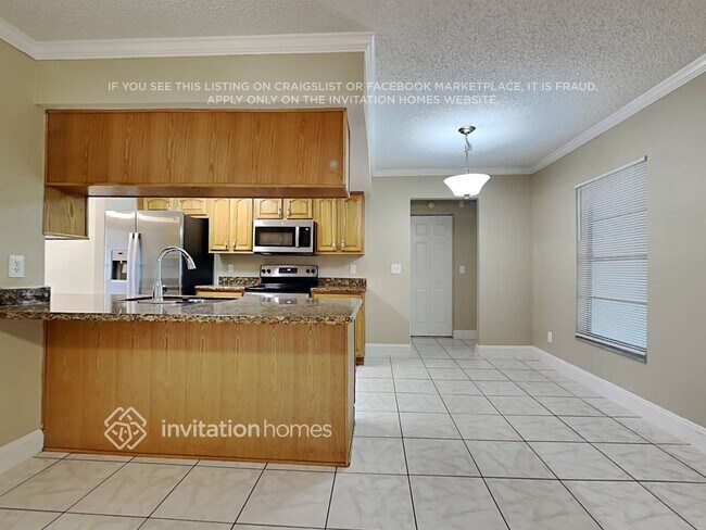 Building Photo - 4037 Eastridge Dr