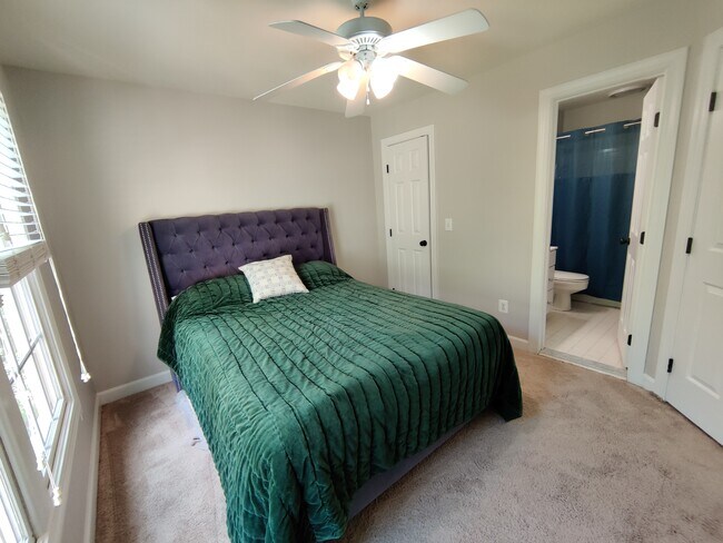 Building Photo - 7500 Tahoe Ct